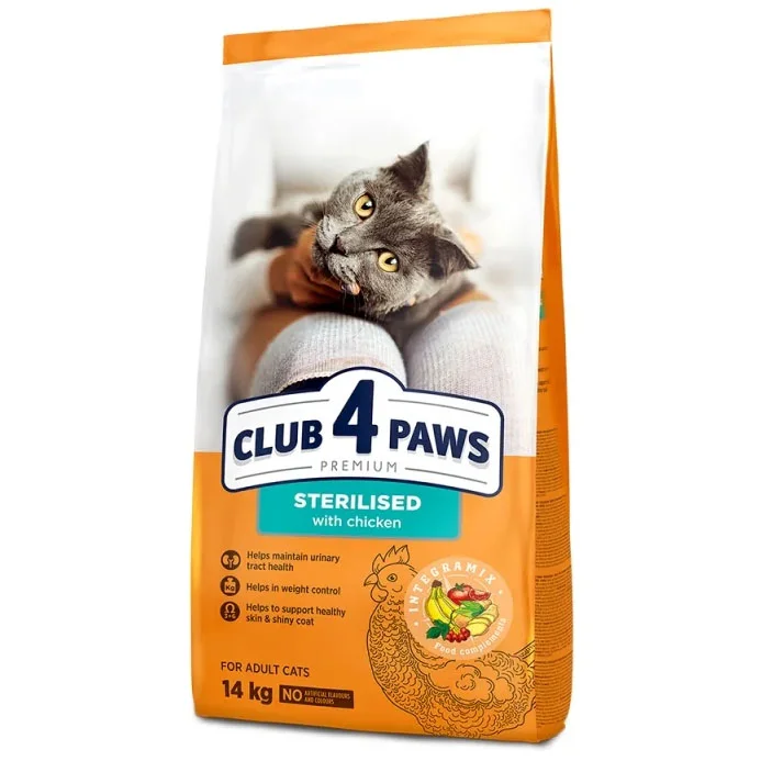 CLUB 4 PAWS Premium Sterilised kuracie 14 kg